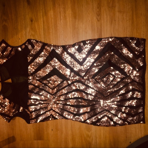 Sparkly short dress - Picture 2 of 2